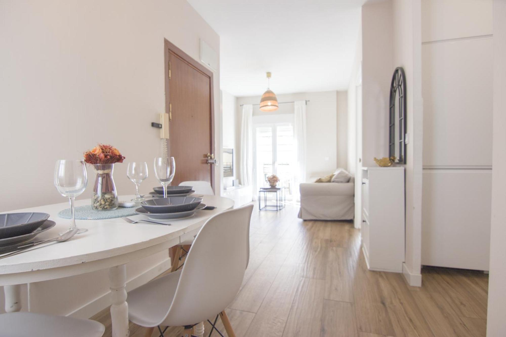 RentalSevilla Luminoso apartamento en pleno centro Exterior foto